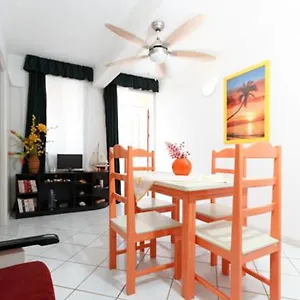 Holiday Aparthotel Appartement Santa Maria